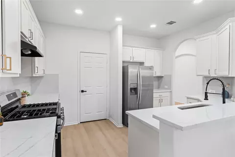 Kitchen - 381 Tranquility Mtn, Buda, TX 78610 photo 5 of 5