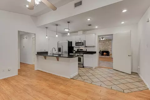 Kitchen - 3207 Eanes Circle Cir, Austin, TX 78746 photo 1 of 4