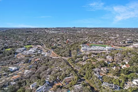 View/Area - 3207 Eanes Circle Cir, Austin, TX 78746 photo 2 of 4