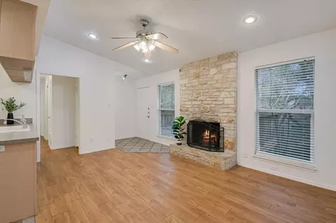 Living - 3207 Eanes Circle Cir, Austin, TX 78746 photo 2 of 3