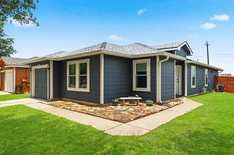 17912 Honey Locust Ln, Elgin, TX 78621