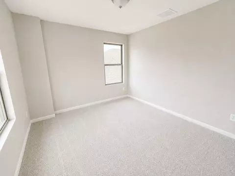 Bedroom - 160 Wind Hl, Jarrell, TX 76537 photo 8 of 9