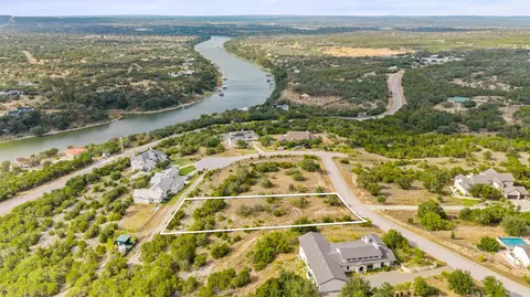 22717 Rainbow Connection Skwy, Spicewood, TX 78669