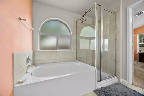 Bath - 609 Jess Maynard Trl, Leander, TX 78641 photo 3 of 5