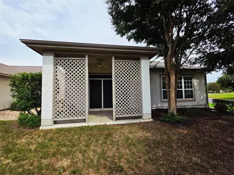 Exterior - 201 Yosemite Rd, Georgetown, TX 78633 photo 4 of 6