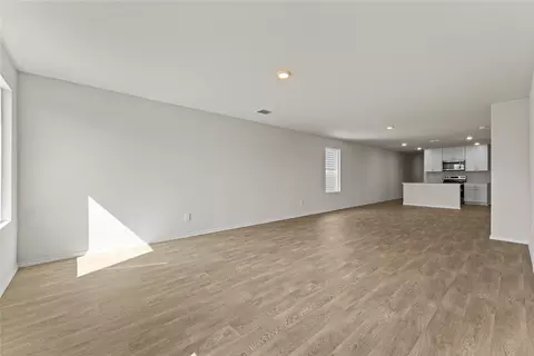 Living - 410 Wild Goose Dr, Luling, TX 78648 photo 4 of 5