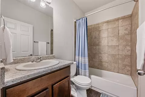 Bath - 204 Lambert St, Leander, TX 78641 photo 4 of 4