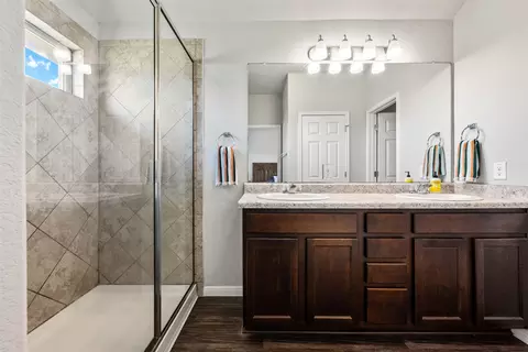 Bath - 204 Lambert St, Leander, TX 78641 photo 1 of 4