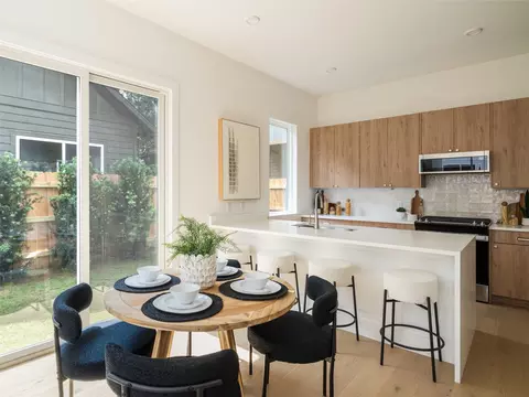 6409 Bradsher #B, Austin, TX 78745