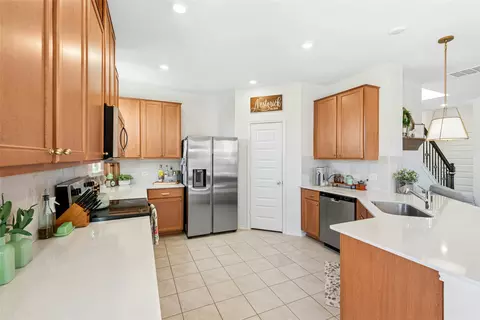 Kitchen - 2001 Saskatoon St, Georgetown, TX 78626 photo 1 of 5