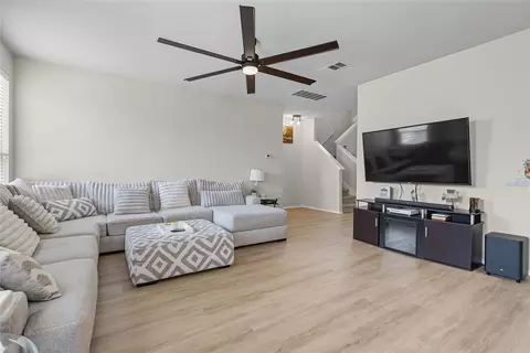 381 Bloomsbury Dr, Kyle, TX 78640