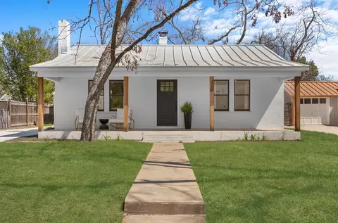 Undisclosed, Fredericksburg, TX 78624
