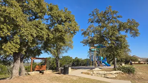 7600 Tessera Pkwy, Lago Vista, TX 78645