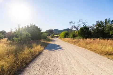 358 Cornelius Rd, Utopia, TX 78885 photo 22