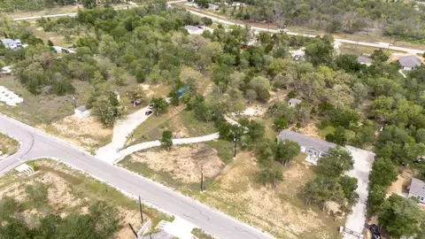 171 Comancheria Trl, Elgin, TX 78621 photo 17