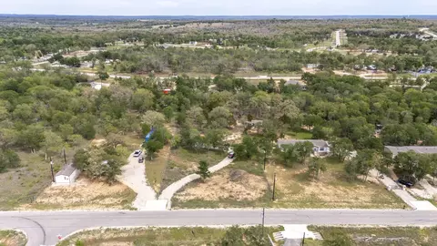 171 Comancheria Trl, Elgin, TX 78621 photo 18