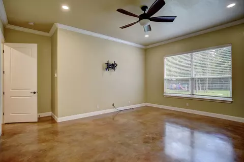 Living - 115 Pine Point Cv, Elgin, TX 78621 photo 5 of 6