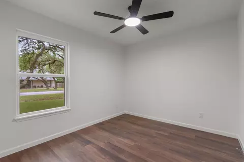 Bedroom - 710 Ruby Isle Dr, Leander, TX 78641 photo 7 of 8