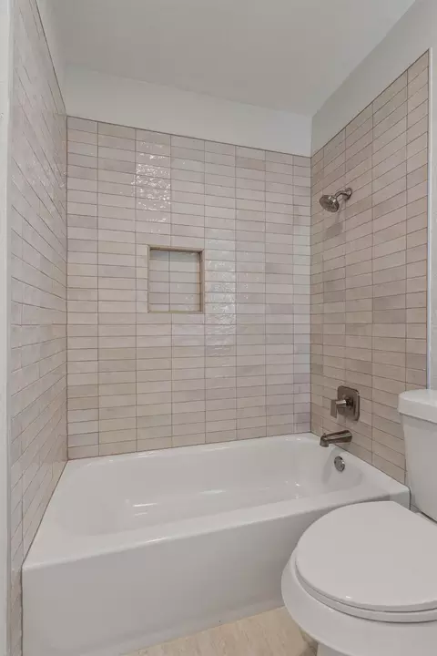Bath - 710 Ruby Isle Dr, Leander, TX 78641 photo 4 of 4