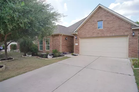 Exterior - 2301 Yaupon Range Dr, Leander, TX 78641 photo 2 of 4