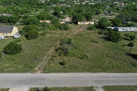 504 Summit Dr, Kyle, TX 78640 photo 2
