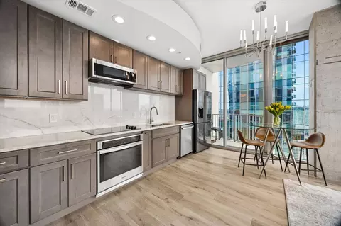360 Nueces St #2302, Austin, TX 78701