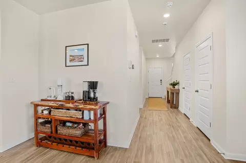 Entry Way - 148 Hidalgo Ln, Elgin, TX 78621 photo 2 of 4