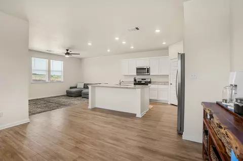 Other - 148 Hidalgo Ln, Elgin, TX 78621 photo 1 of 9
