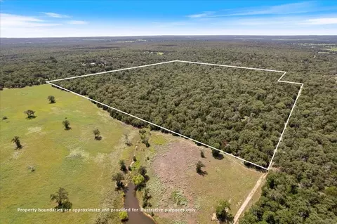 000 Hidden Oaks Ln, Elgin, TX 78621