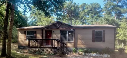 172 Pine Canyon Dr, Smithville, TX 78957