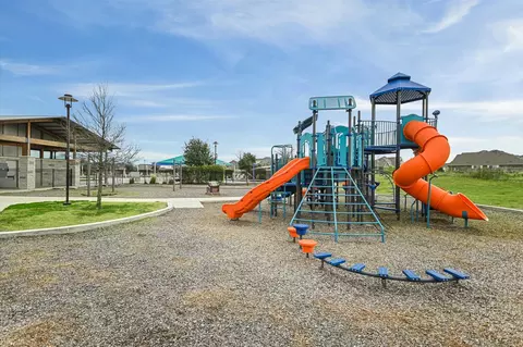 View/Area - 135 Tailwind Dr, Kyle, TX 78640 photo 2 of 5