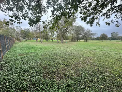 106 Bill St, Elgin, TX 78621 photo 11