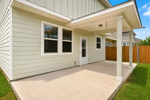 Exterior - 366 Eagle Brook Ln, Buda, TX 78610 photo 4 of 4