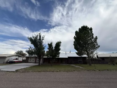204 Circle C Ave, Fort Davis, TX 79734