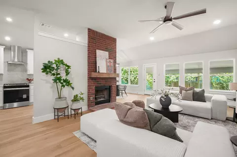 8802 Ampezo Trl, Austin, TX 78749