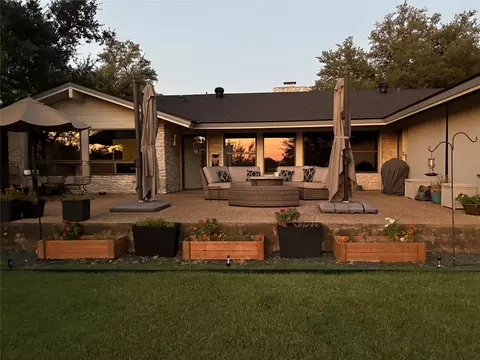 105 Melody St, Lakeway, TX 78734