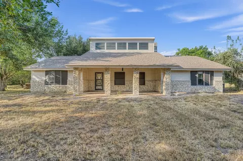 1650 County Road 421, Taylor, TX 76574
