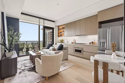 610 Davis St #3408, Austin, TX 78701