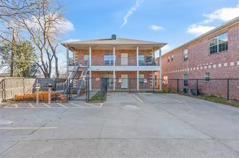 1907 S 17th St, Waco, TX 76706