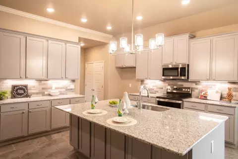 1018 Winchester Dr, Nolanville, TX 76559