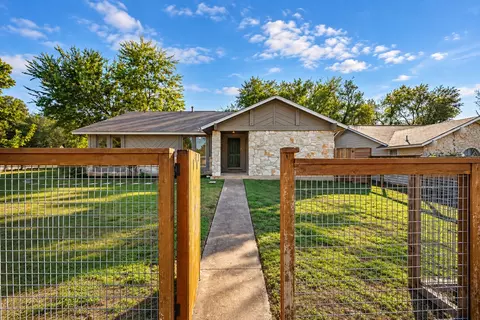 1101 Milford Way #1, Austin, TX 78745