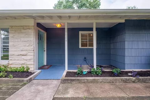 1905 W Saint Johns Ave, Austin, TX 78757