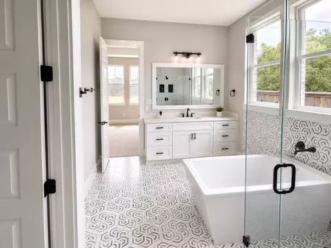 Bath - 112 Axis Loop, Georgetown, TX 78628 photo 10 of 10
