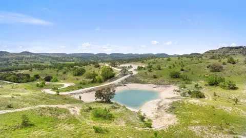 628 Antelope Cv, Blanco, TX 78606
