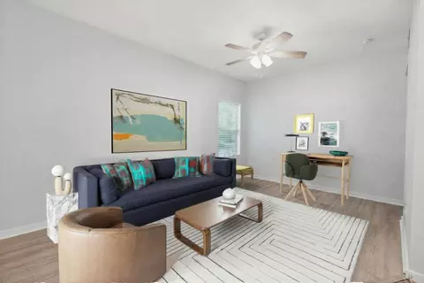2106 Cullen Ave #206, Austin, TX 78757