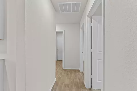 Entry Way - 304 Wild Goose Dr, Luling, TX 78648 photo 3 of 3