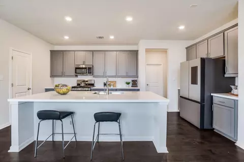 512 Voyage Trce, Leander, TX 78641