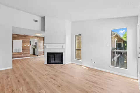 1907 W Loop, Austin, TX 78758