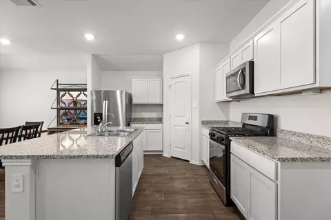 Kitchen - 114 Sickle Loop, Kyle, TX 78640 photo 1 of 2