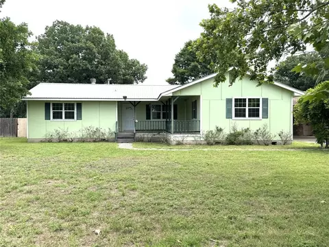 18400 River Timber Dr, Del Valle, TX 78617